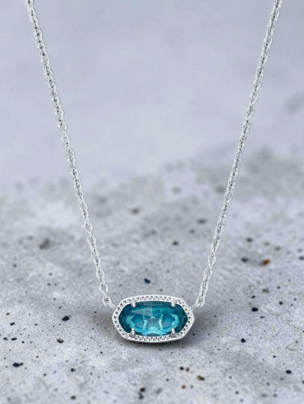 Kendra Scott Elisa Silver Pendant Necklace in London Blue Glass NWT